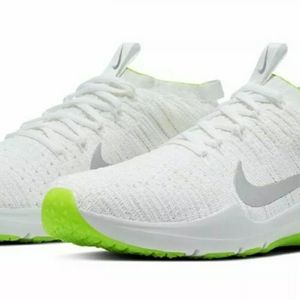 Womens NIKE sz 8 Zoom Fearless 2 Flyknit